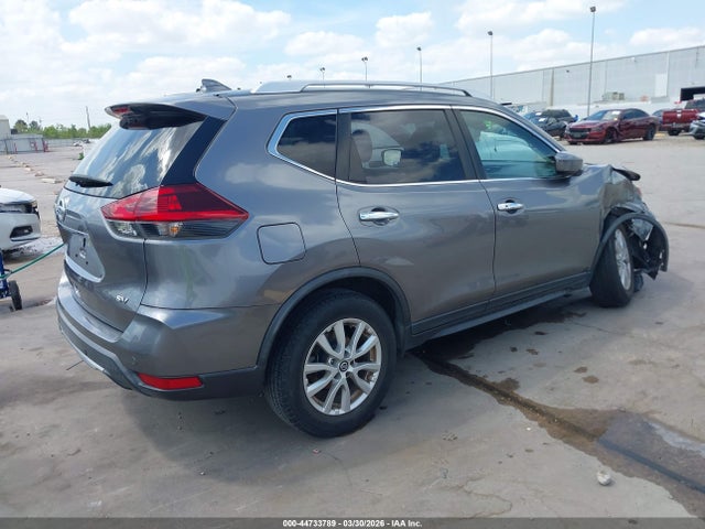 2020 Nissan Rogue Sv Fwd მანქანა იყიდება აუქციონზე, vin: KNMAT2MT9LP504425, აუქციონის ნომერი: 44733789