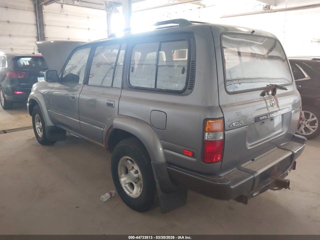 1997 TOYOTA LAND CRUISER JT3HJ85J6V0159892 Photo 2