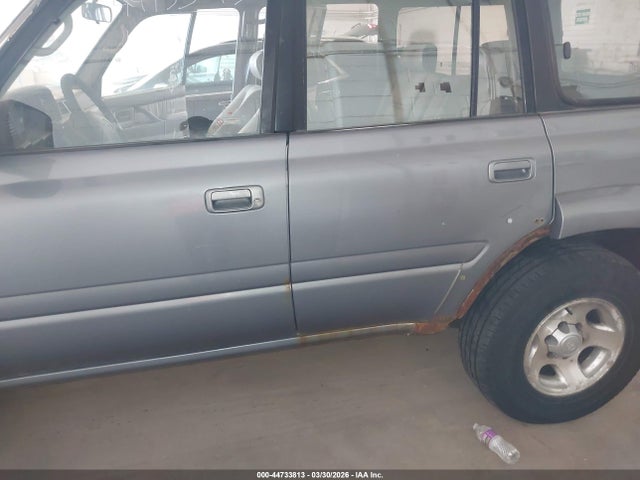 1997 TOYOTA LAND CRUISER JT3HJ85J6V0159892 Photo 5