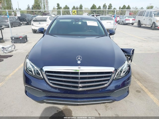WDDZF4JB5JA351517 Mercedes-Benz E 300