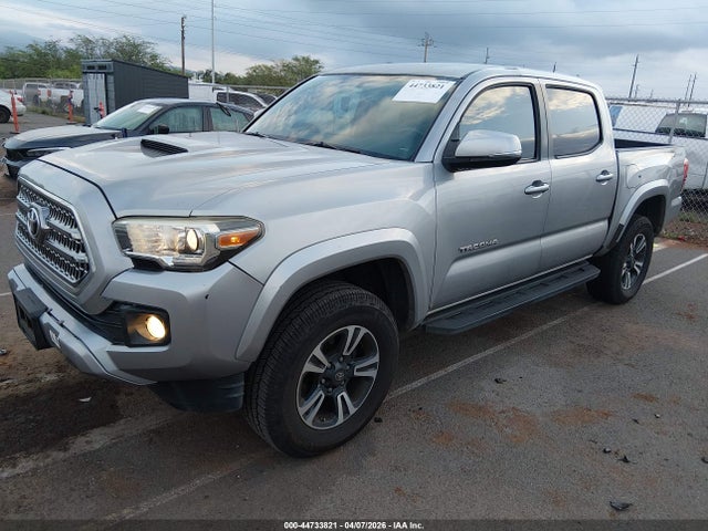 2016 Toyota Tacoma Sr5 V6 მანქანა იყიდება აუქციონზე, vin: 3TMAZ5CN7GM012331, აუქციონის ნომერი: 44733821