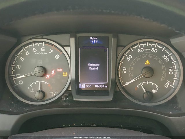 2016 Toyota Tacoma Sr5 V6 მანქანა იყიდება აუქციონზე, vin: 3TMAZ5CN7GM012331, აუქციონის ნომერი: 44733821