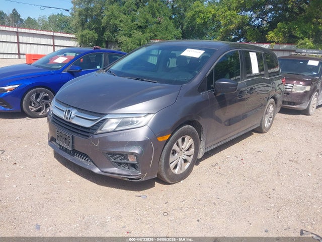 44733826 :رقم المزاد ، 5FNRL6H2XJB111522 vin ، 2018 Honda Odyssey Lx مزاد بيع