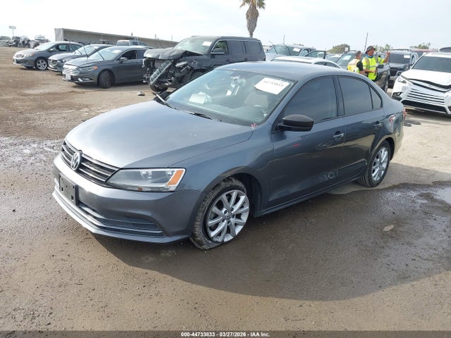 3VWD17AJ0FM205481 Volkswagen Jetta 1.8t Se