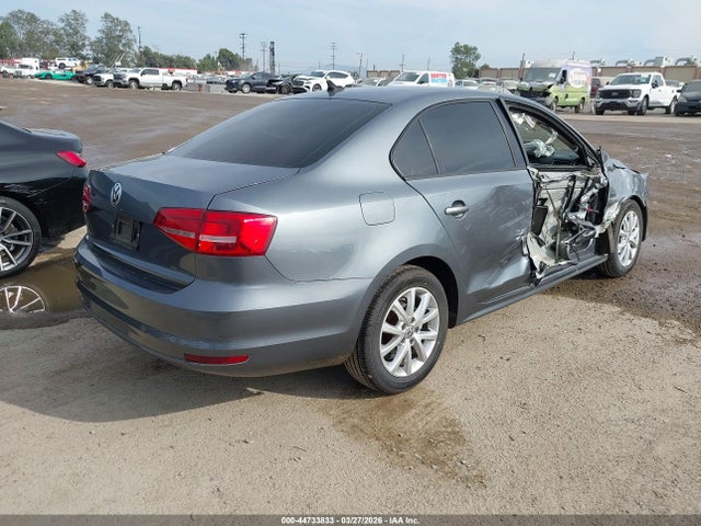 3VWD17AJ0FM205481 Volkswagen Jetta 1.8t Se