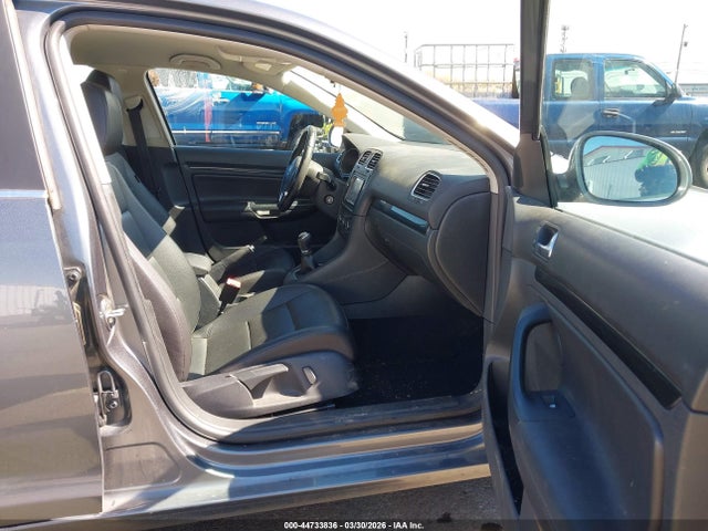 44733836 :رقم المزاد ، 3VWML7AJ0DM617634 vin ، 2013 Volkswagen Jetta Sportwagen 2.0l Tdi مزاد بيع