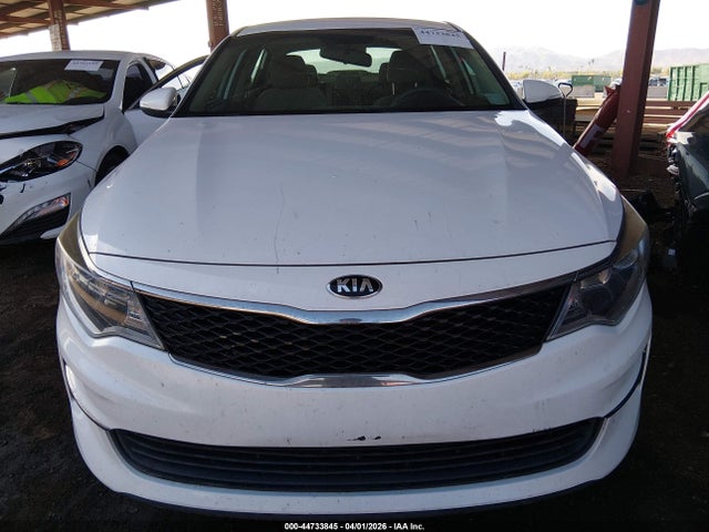 5XXGT4L31JG256991 KIA Optima Lx