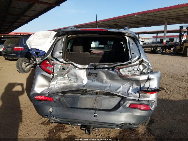 44733863 :رقم المزاد ، 1C4PJLCB5FW631116 vin ، 2015 Jeep Cherokee Latitude مزاد بيع
