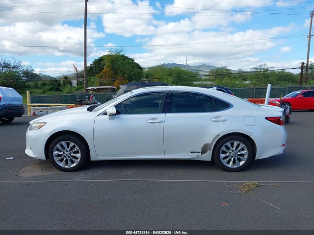 Продажа на аукционе авто 2013 Lexus Es 300h, vin: JTHBW1GG6D2027745, номер лота: 44733864