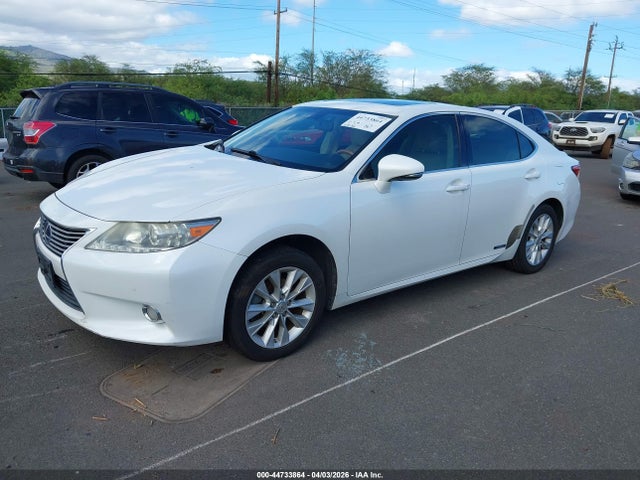 Продажа на аукционе авто 2013 Lexus Es 300h, vin: JTHBW1GG6D2027745, номер лота: 44733864