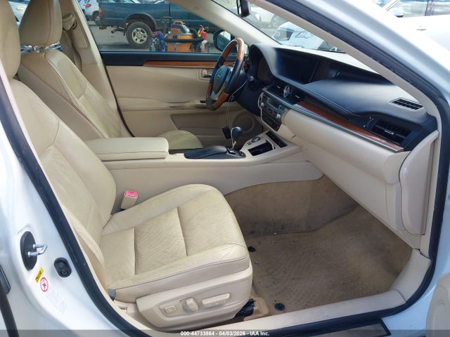 Продажа на аукционе авто 2013 Lexus Es 300h, vin: JTHBW1GG6D2027745, номер лота: 44733864