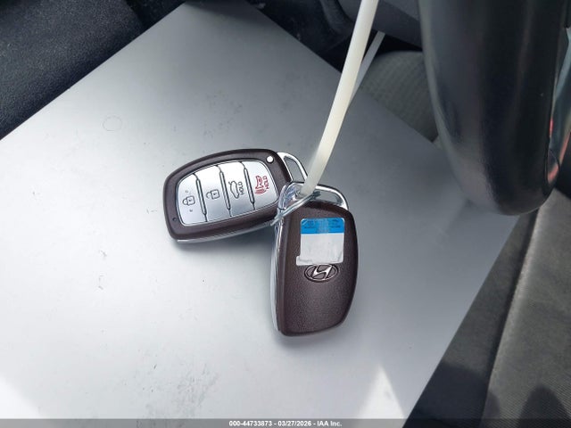 KMHD84LF7HU363252 Hyundai Elantra Value Edition