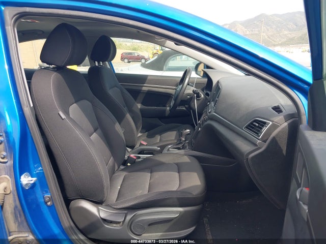 KMHD84LF7HU363252 Hyundai Elantra Value Edition