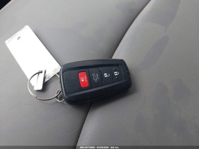 Продажа на аукционе авто 2023 Toyota Rav4 Xle Premium, vin: 2T3C1RFV2PW298784, номер лота: 44733880