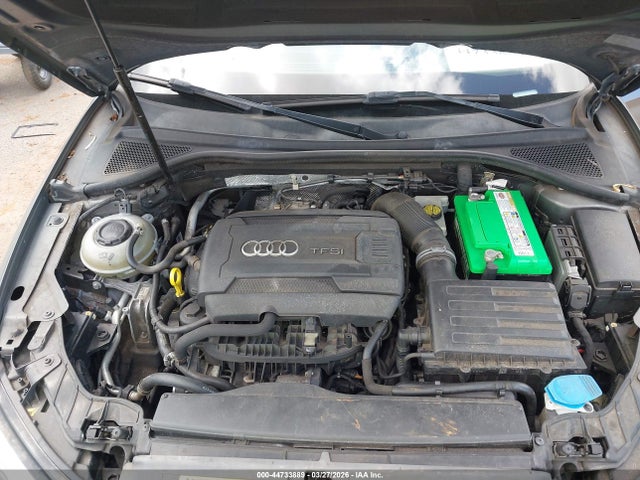2015 Audi A3 1.8t Premium მანქანა იყიდება აუქციონზე, vin: WAUCCGFF6F1035246, აუქციონის ნომერი: 44733889
