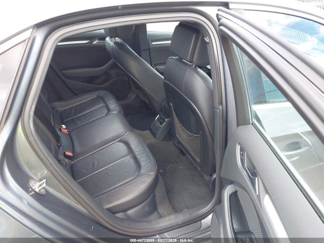 2015 Audi A3 1.8t Premium მანქანა იყიდება აუქციონზე, vin: WAUCCGFF6F1035246, აუქციონის ნომერი: 44733889