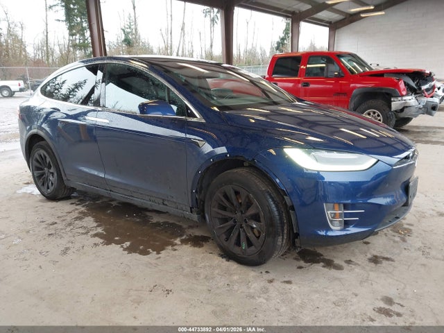 Tesla Model X 100d/75d/long Range 2019 5YJXCAE2XKF183644 главное изображение