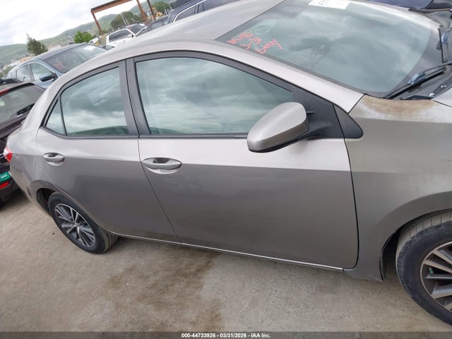 Toyota Corolla Le Plus 2016 5YFBURHE6GP408309 Image 13