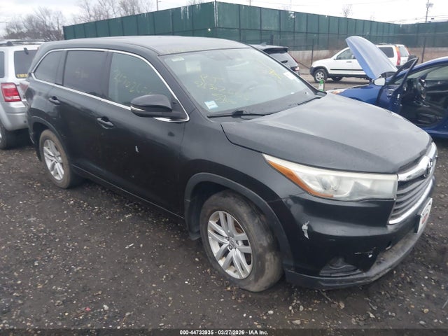 2015 TOYOTA HIGHLANDER 5TDBKRFH7FS112594