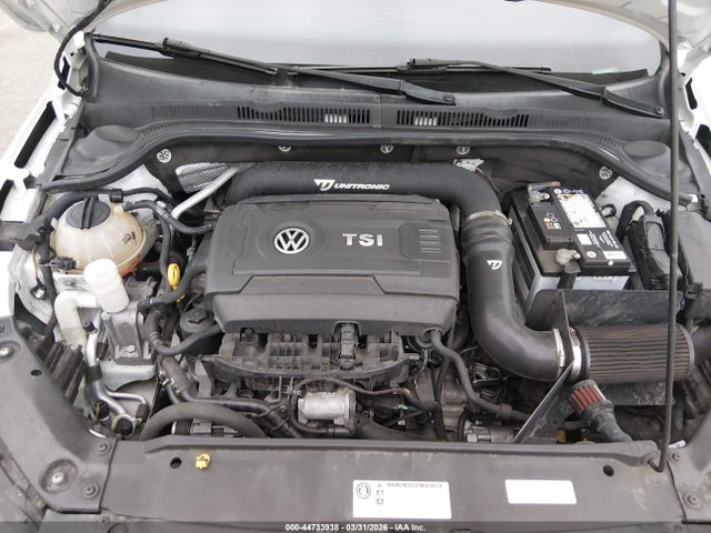 3VW5T7AJ1HM332676 Volkswagen JETTA GLI