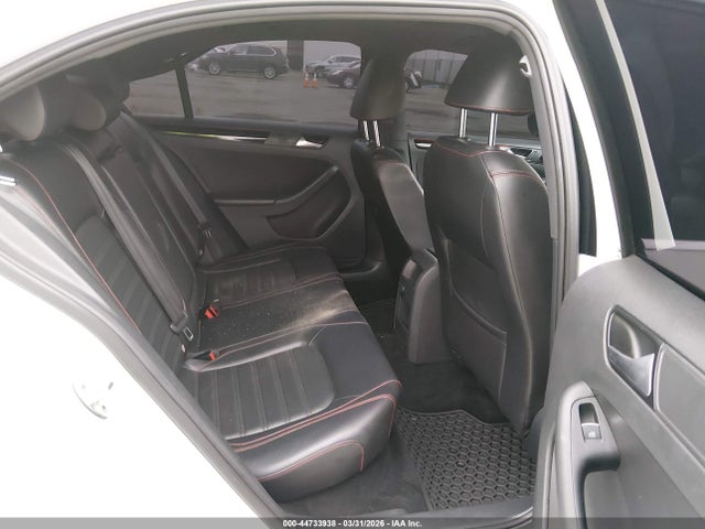 3VW5T7AJ1HM332676 Volkswagen JETTA GLI