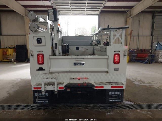 44733954 :رقم المزاد ، 1FDUF5HT0MDA03213 vin ، 2021 Ford F-550 Chassis Xl مزاد بيع