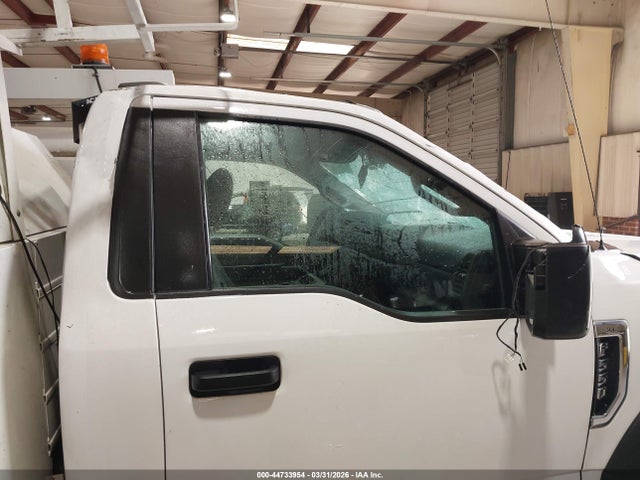 44733954 :رقم المزاد ، 1FDUF5HT0MDA03213 vin ، 2021 Ford F-550 Chassis Xl مزاد بيع