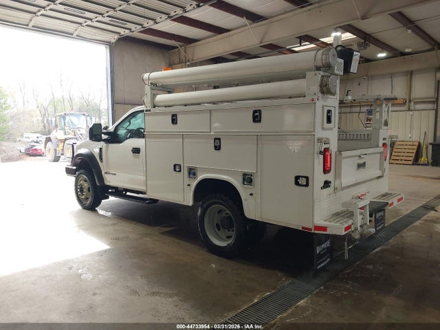 44733954 :رقم المزاد ، 1FDUF5HT0MDA03213 vin ، 2021 Ford F-550 Chassis Xl مزاد بيع