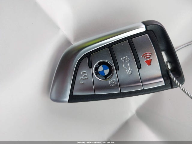 2022 BMW X5 5UXCR6C01N9J19131 Photo 10