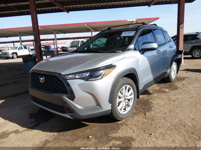 44734021 :رقم المزاد ، 7MUCAABG5PV054630 vin ، 2023 Toyota Corolla Cross Le مزاد بيع