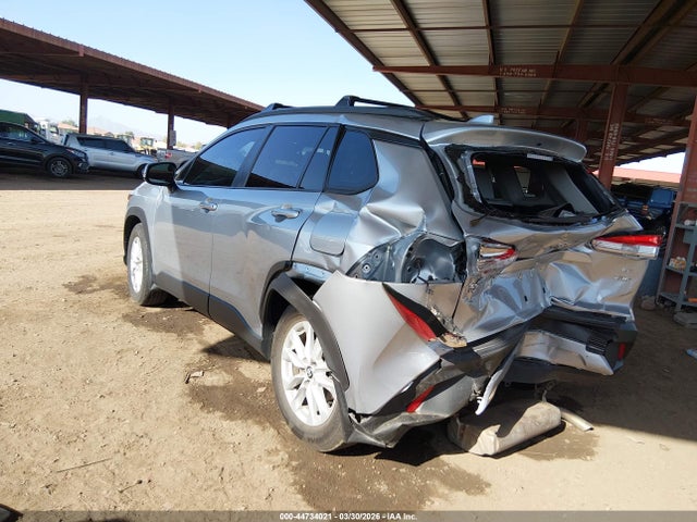 44734021 :رقم المزاد ، 7MUCAABG5PV054630 vin ، 2023 Toyota Corolla Cross Le مزاد بيع