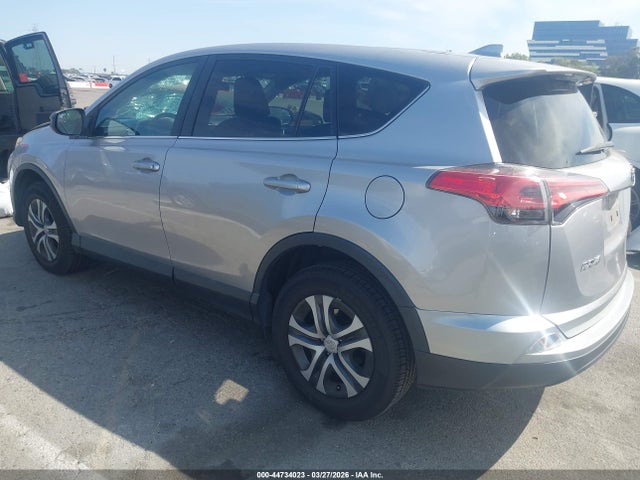 Toyota RAV4 LE 2017 2T3ZFREV3HW386404 Image 3