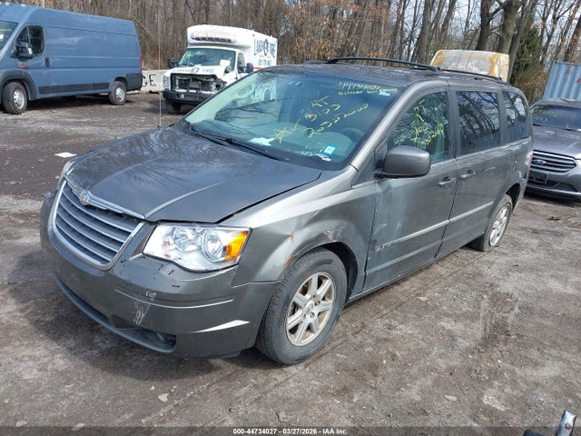 2010 Chrysler Town & Country Touring მანქანა იყიდება აუქციონზე, vin: 2A4RR5D16AR217535, აუქციონის ნომერი: 44734027