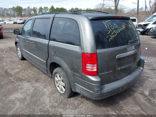 2010 Chrysler Town & Country Touring მანქანა იყიდება აუქციონზე, vin: 2A4RR5D16AR217535, აუქციონის ნომერი: 44734027