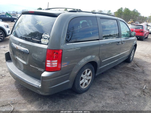 2010 Chrysler Town & Country Touring მანქანა იყიდება აუქციონზე, vin: 2A4RR5D16AR217535, აუქციონის ნომერი: 44734027