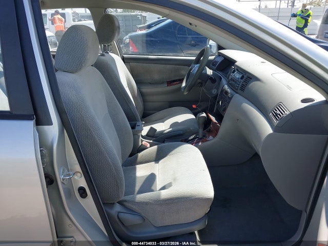 2004 TOYOTA COROLLA 1NXBR32E34Z262310 Photo 4