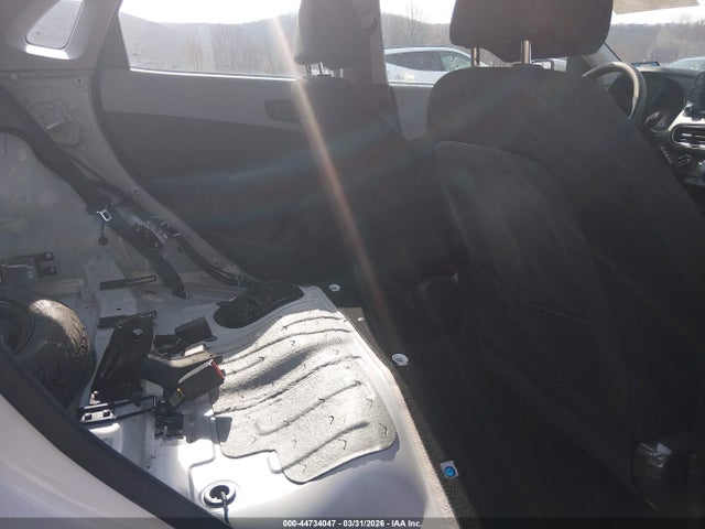 2018 HYUNDAI KONA KM8K1CAA2JU179064 Photo 7