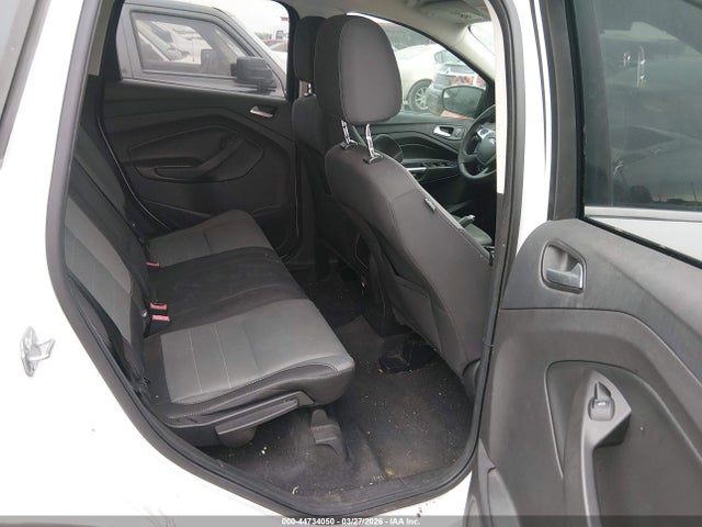 Продажа на аукционе авто 2015 Ford Escape Se, vin: 1FMCU0G75FUB60781, номер лота: 44734050