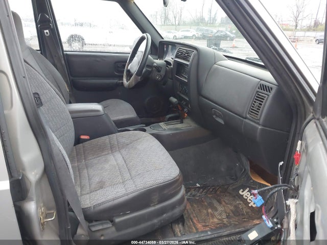 44734059 :رقم المزاد ، 1J4FF48S0YL198833 vin ، 2000 Jeep Cherokee Sport مزاد بيع