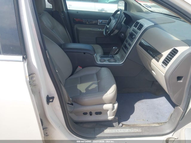 2008 LINCOLN MKX 2LMDU68C88BJ29945 Photo 4