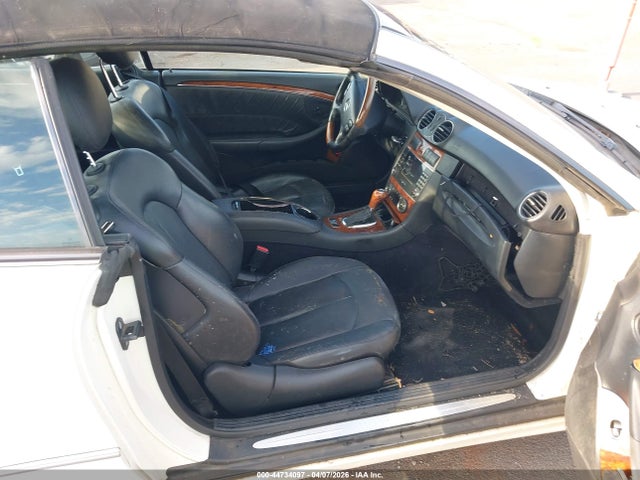2007 Mercedes-benz Clk 350 მანქანა იყიდება აუქციონზე, vin: WDBTK56F97F220887, აუქციონის ნომერი: 44734097