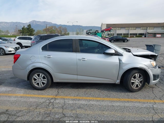 1G1JC5SH4G4136350 Chevrolet Sonic Lt Auto