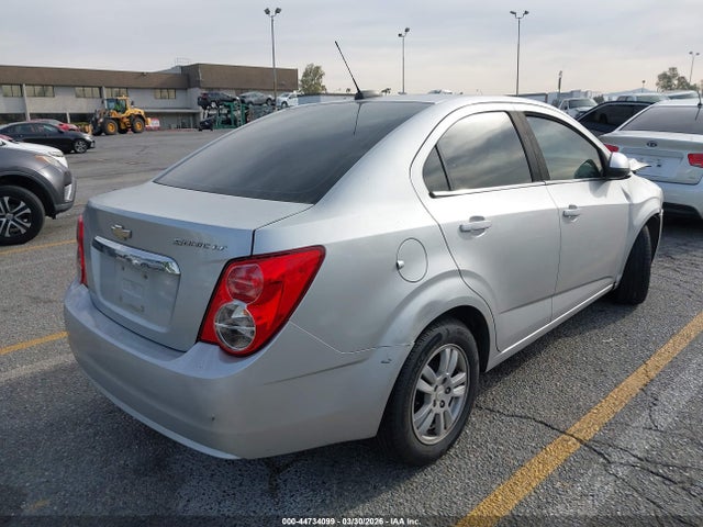 1G1JC5SH4G4136350 Chevrolet Sonic Lt Auto