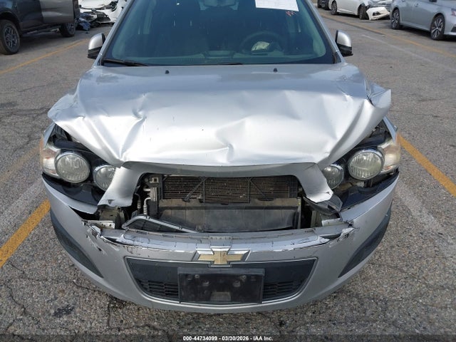 1G1JC5SH4G4136350 Chevrolet Sonic Lt Auto