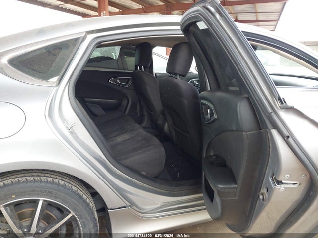 Aukcja sprzedaży 2015 Chrysler 200 Limited, vin: 1C3CCCAB1FN612763, numer aukcji: 44734100