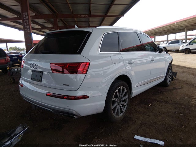 Продаж на аукціоні авто 2018 Audi Q7 2.0t Premium, vin: WA1LHAF72JD038947, номер лоту: 44734106