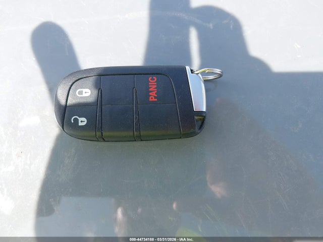 44734188 :رقم المزاد ، 3C4PDCAB2LT206917 vin ، 2020 Dodge Journey Se Value مزاد بيع