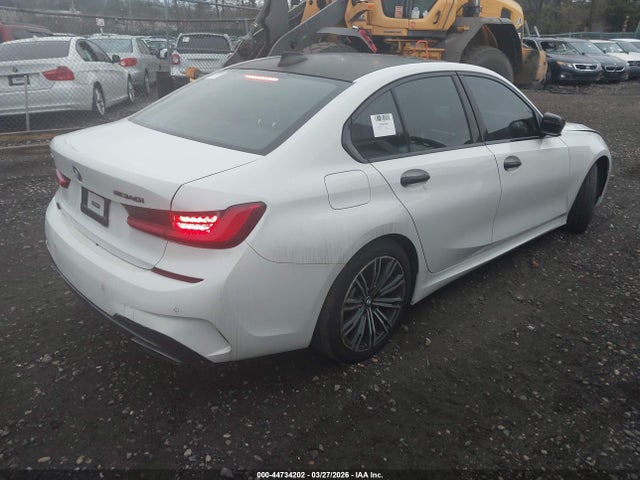 44734202 :رقم المزاد ، 3MW5U9J01M8B62581 vin ، 2021 Bmw M340i M340i Xdrive مزاد بيع