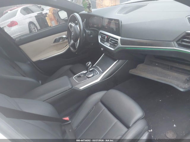 44734202 :رقم المزاد ، 3MW5U9J01M8B62581 vin ، 2021 Bmw M340i M340i Xdrive مزاد بيع