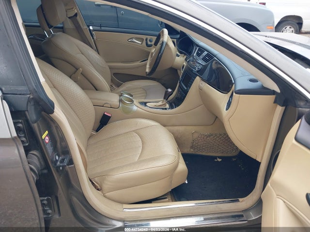 2008 Mercedes-benz Cls 550 მანქანა იყიდება აუქციონზე, vin: WDDDJ72X18A126980, აუქციონის ნომერი: 44734242